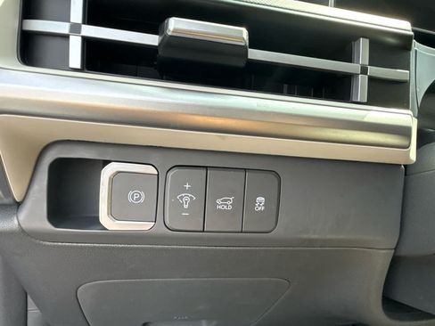 Used 2024 Hyundai Santa Fe SEL AWD/4WD image 30