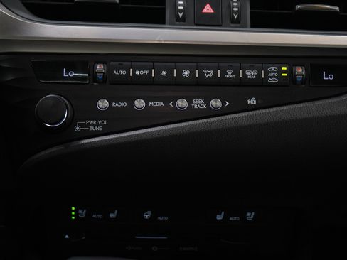 Used 2019 Lexus ES 350 FWD image 17