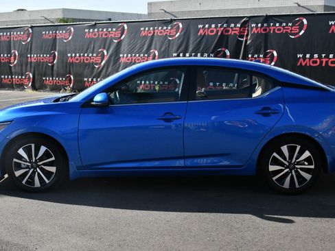 Used 2025 Nissan Sentra SV w/ SV Premium Package FWD image 4