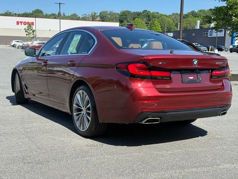 Used 2023 BMW 530i xDrive w/ Convenience Package AWD/4WD image 4
