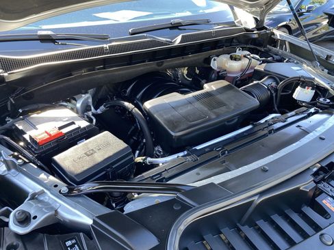 Used 2024 Chevrolet Tahoe LT image 30