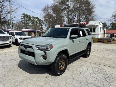 Used 2022 Toyota 4Runner Trail Special Edition image 1