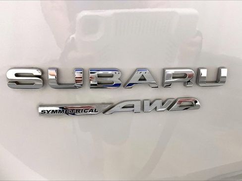 Used 2023 Subaru Forester Premium AWD/4WD image 8