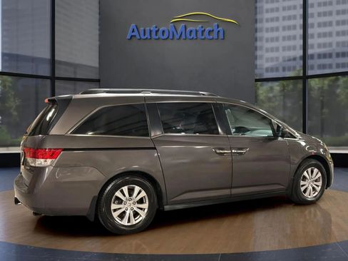 Used 2016 Honda Odyssey SE image 11