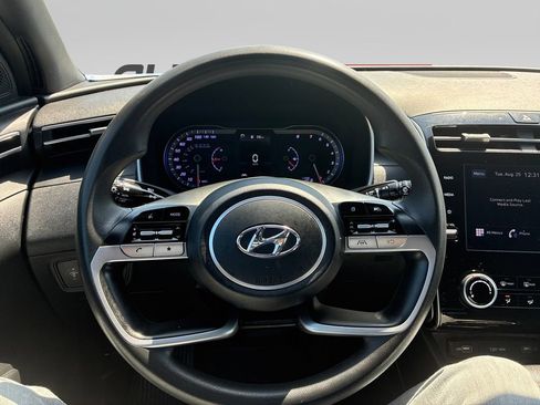 Used 2022 Hyundai Santa Cruz SEL w/ Winter Package AWD/4WD image 12