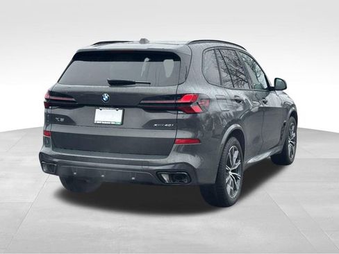 New 2026 BMW X5 xDrive40i w/ M Sport Package AWD/4WD image 4