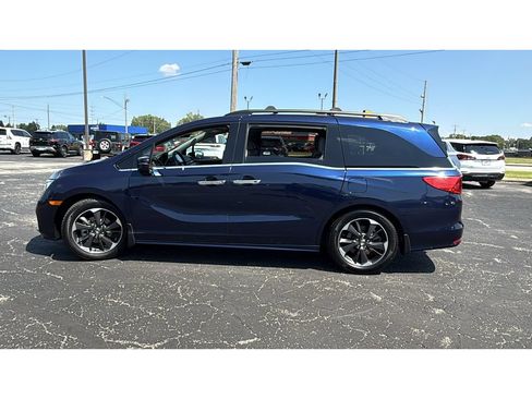 Used 2021 Honda Odyssey Elite image 4