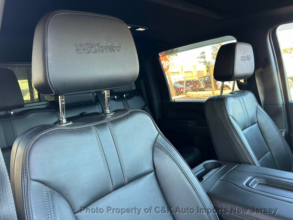 Used 2021 Chevrolet Silverado 2500 High Country w/ Technology Package AWD/4WD image 33