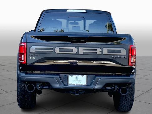 Used 2019 Ford F150 Raptor w/ Equipment Group 802A Luxury image 4