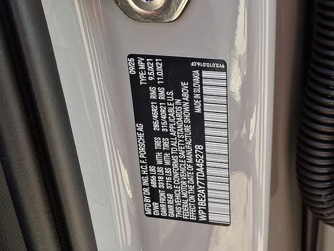 New 2026 Porsche Cayenne E-Hybrid Coupe image 21