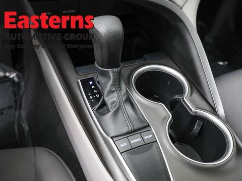 Used 2023 Toyota Camry LE image 13