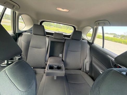 Used 2024 Toyota RAV4 LE FWD image 17