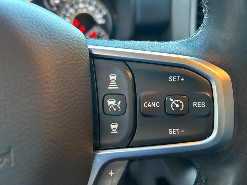 Used 2025 RAM 1500 Big Horn AWD/4WD image 18