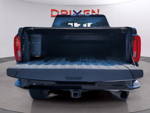 Used 2020 GMC Sierra 2500 Denali w/ Denali Ultimate Package AWD/4WD image 9