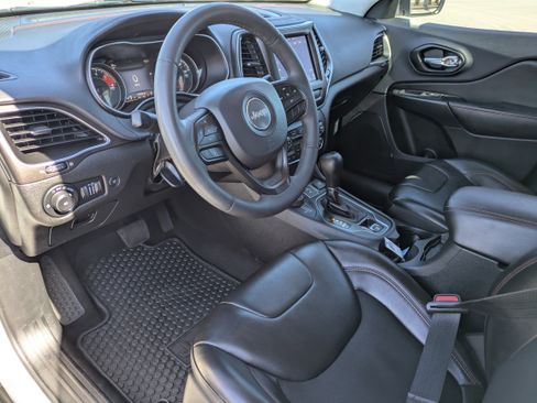 Used 2021 Jeep Cherokee Trailhawk w/ Trailer Tow Group image 24