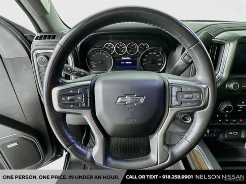 Used 2021 Chevrolet Silverado 1500 LT Trail Boss w/ Convenience Package II AWD/4WD image 11