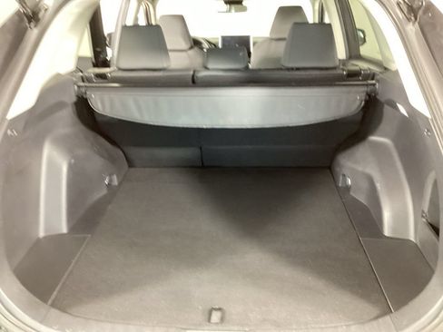 Used 2023 Toyota RAV4 XLE AWD/4WD image 29