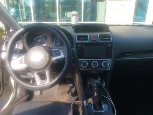Used 2016 Subaru Crosstrek 2.0i Limited AWD/4WD image 11