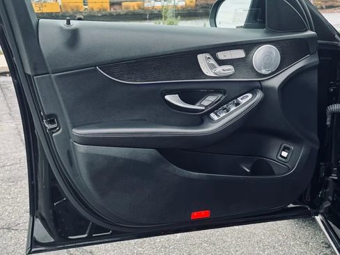 Used 2021 Mercedes-Benz C 300 4MATIC Sedan image 7