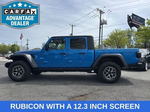 Used 2024 Jeep Gladiator Rubicon w/ Convenience Group AWD/4WD image 23