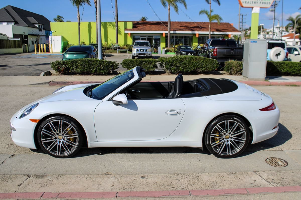Used 2016 Porsche 911 Carrera image 2