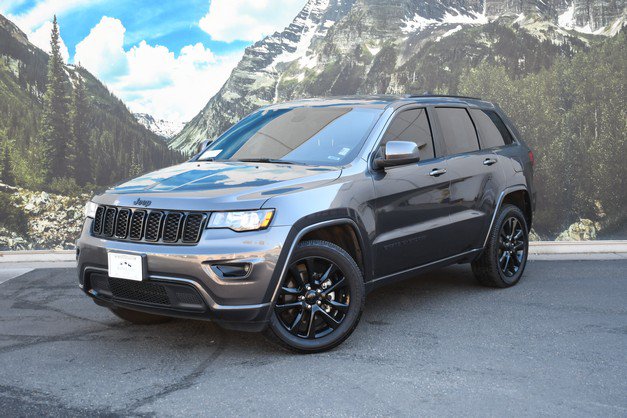 Used 2019 Jeep Grand Cherokee Altitude AWD/4WD image 6