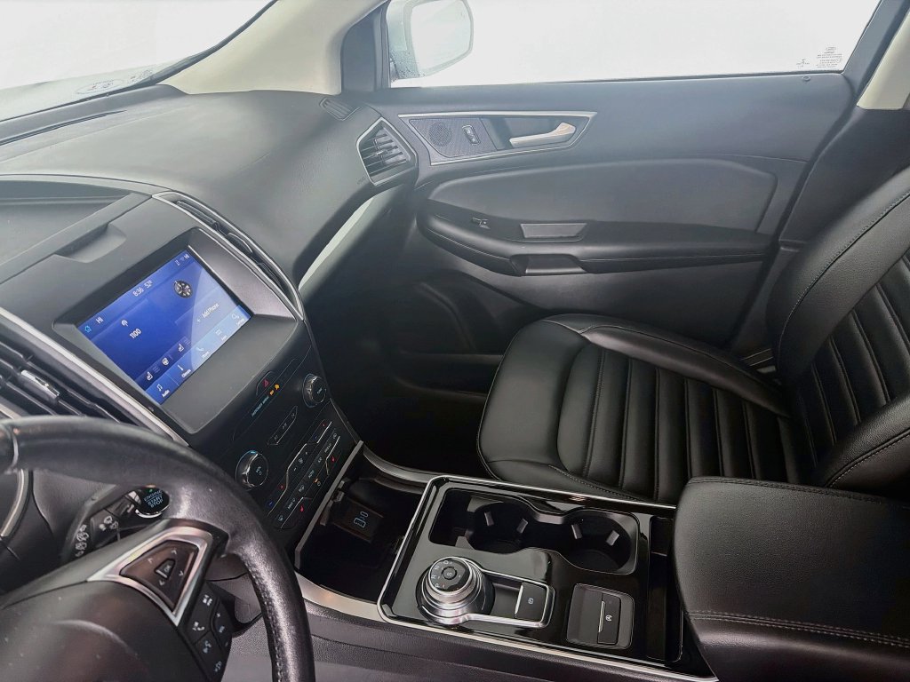 Used 2020 Ford Edge SEL w/ Convenience Package AWD/4WD image 23