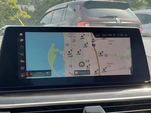 Used 2019 BMW M550i xDrive image 25