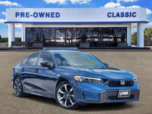Used 2025 Honda Civic Sport image 1