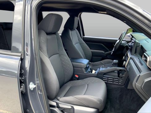Used 2025 Toyota Tacoma SR RWD image 9