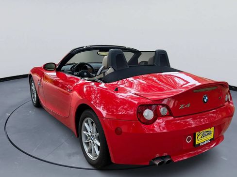 Used 2005 BMW Z4 2.5i RWD image 1
