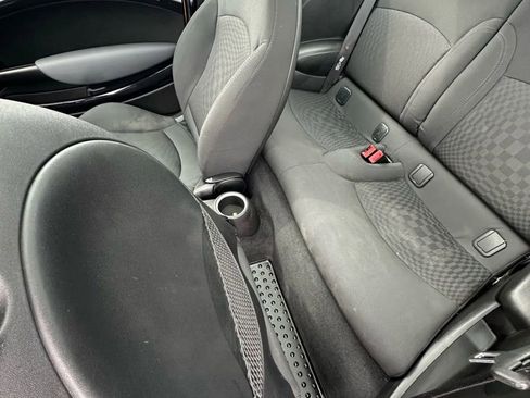 Used 2009 MINI Cooper Hardtop image 17