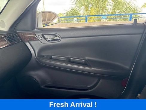 Used 2015 Chevrolet Impala Limited LS FWD image 10