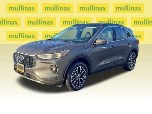 New 2025 Ford Escape SE w/ PHEV Premium Package FWD image 15