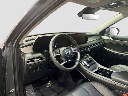 Used 2025 Hyundai Palisade SEL image 9