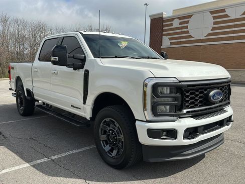 Certified 2024 Ford F250 Lariat w/ Sport Appearance Package image 7