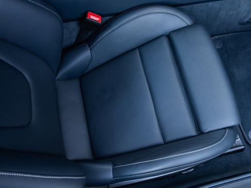 Used 2025 Porsche 911 Targa 4 GTS image 37