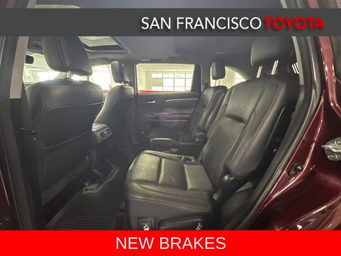 Used 2017 Toyota Highlander Limited AWD/4WD image 15