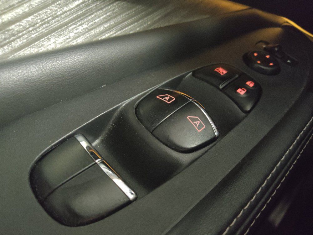 Used 2018 Nissan Murano Platinum FWD image 27