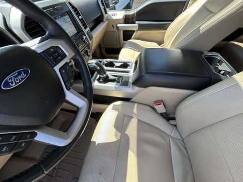 Used 2017 Ford F150 Lariat AWD/4WD image 10