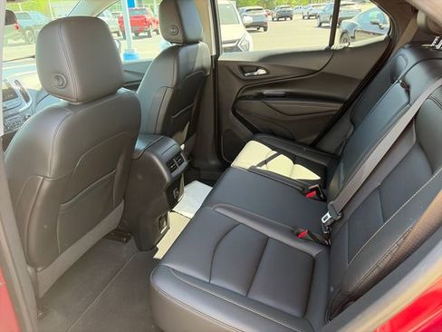 Used 2019 Chevrolet Equinox Premier FWD image 15