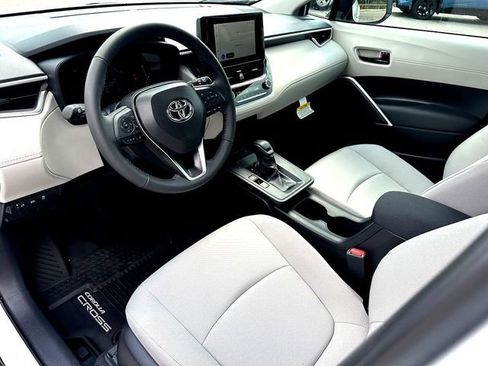 New 2026 Toyota Corolla Cross LE FWD image 11