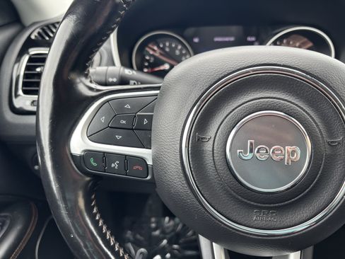 Used 2020 Jeep Compass Limited AWD/4WD image 16
