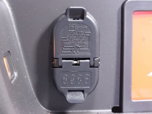 Used 2020 Chevrolet Colorado ZR2 image 34