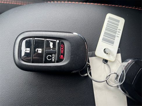 Used 2024 Honda HR-V Sport image 35