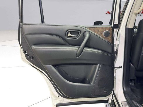 Used 2022 INFINITI QX80 Premium Select w/ Cargo Package image 23