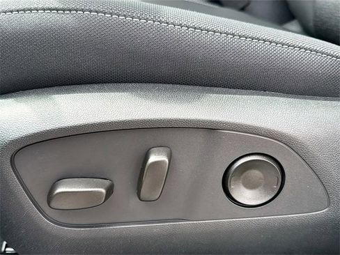 New 2026 Chevrolet Traverse LT w/ LPO, Floor Liner Package image 22