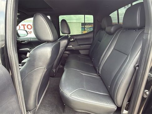 Used 2021 Toyota Tacoma Limited w/ Nightshade Package image 14