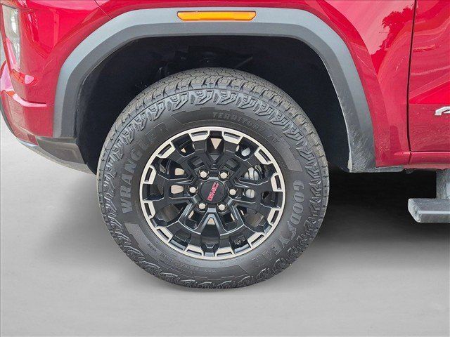 Used 2026 GMC Canyon AT4 w/ Technology Plus Package AWD/4WD image 24