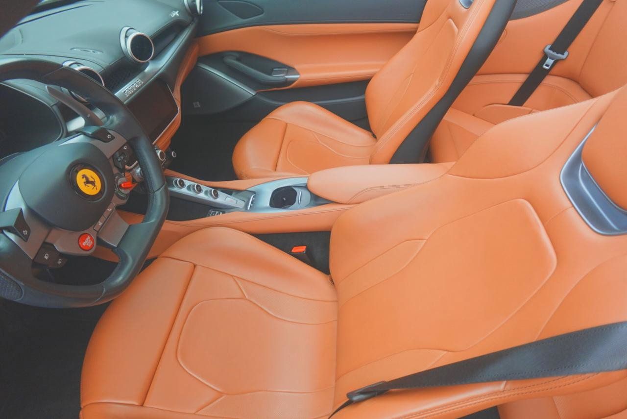 Used 2019 Ferrari Portofino RWD image 15